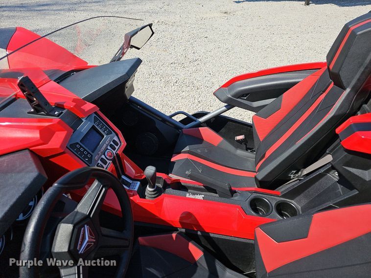 image for item EJ6169 2015 Polaris  Slingshot SL  motorcycle