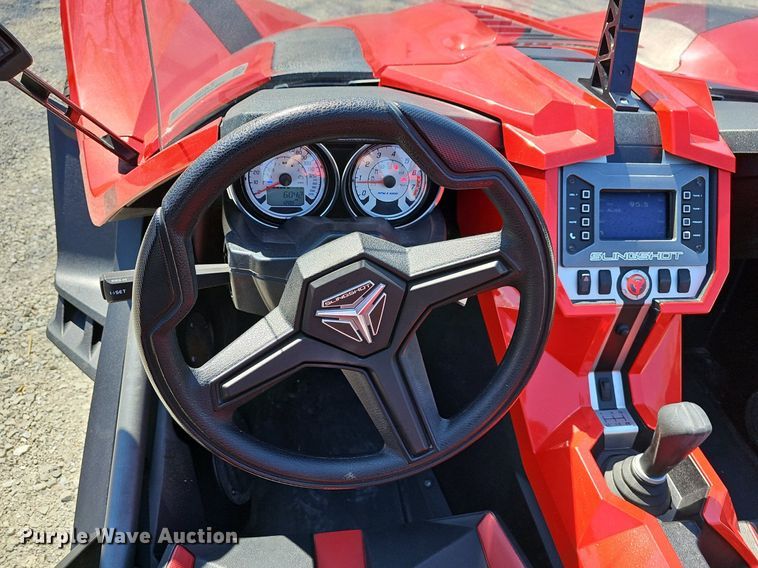 image for item EJ6169 2015 Polaris  Slingshot SL  motorcycle