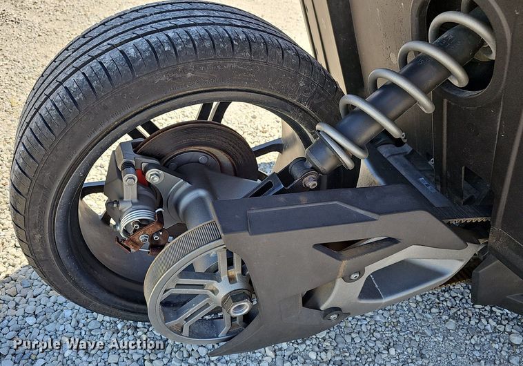 image for item EJ6169 2015 Polaris  Slingshot SL  motorcycle