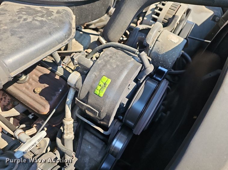 image for item EJ6171 1988 Chevrolet K1500 pickup truck