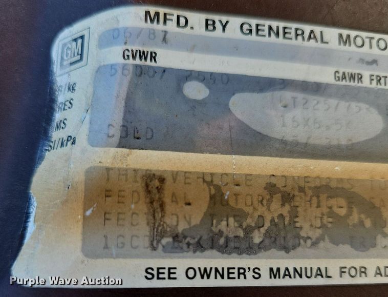 image for item EJ6171 1988 Chevrolet K1500 pickup truck