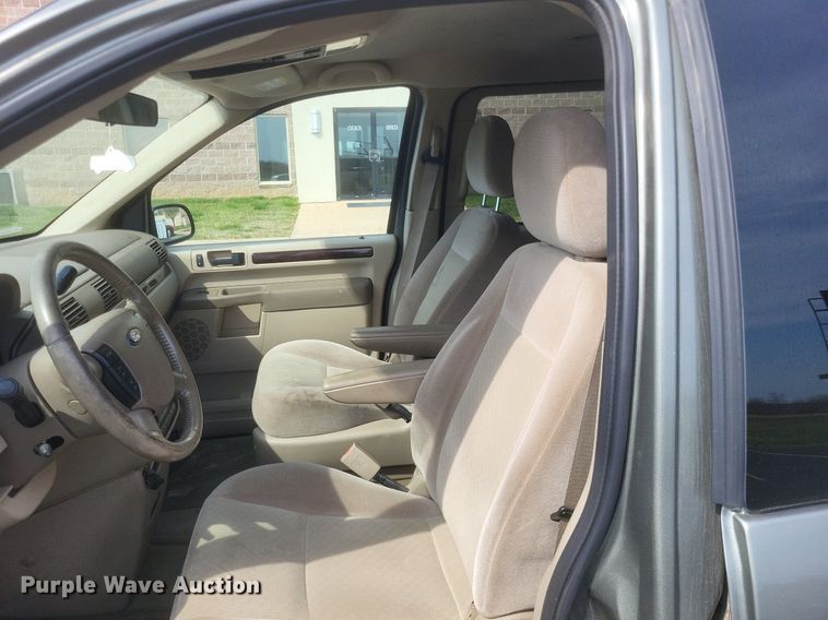 image for item EJ7843 2006 Ford Freestar SEL van