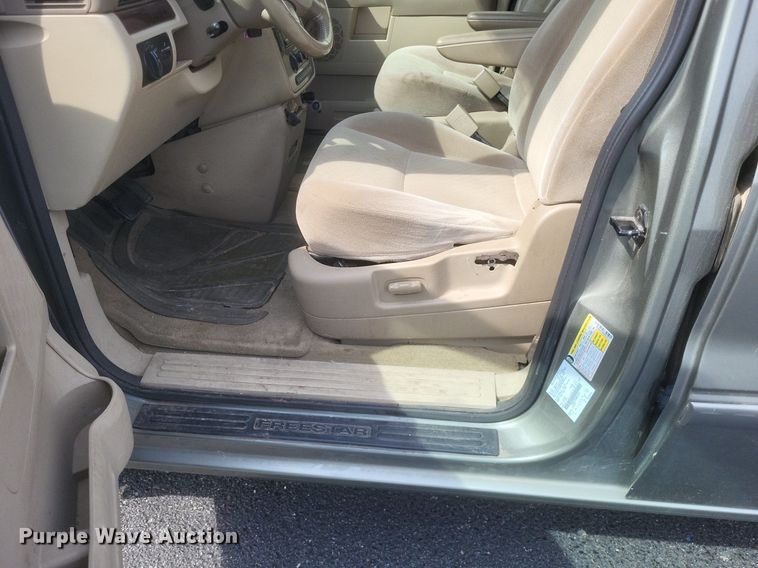 image for item EJ7843 2006 Ford Freestar SEL van