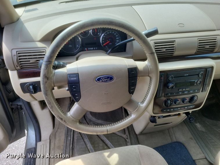 image for item EJ7843 2006 Ford Freestar SEL van