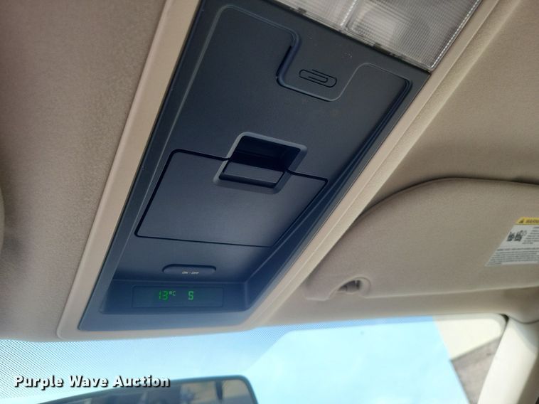 image for item EJ7843 2006 Ford Freestar SEL van