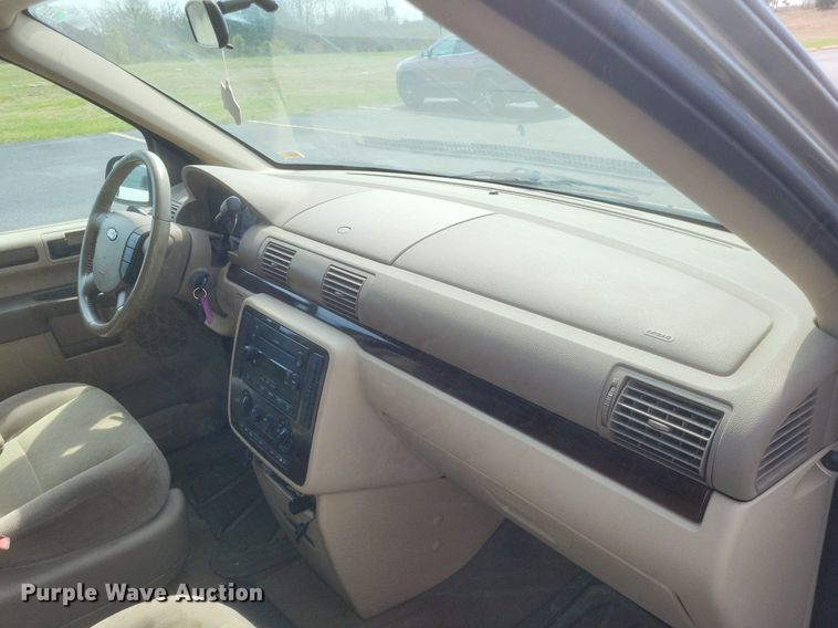 image for item EJ7843 2006 Ford Freestar SEL van