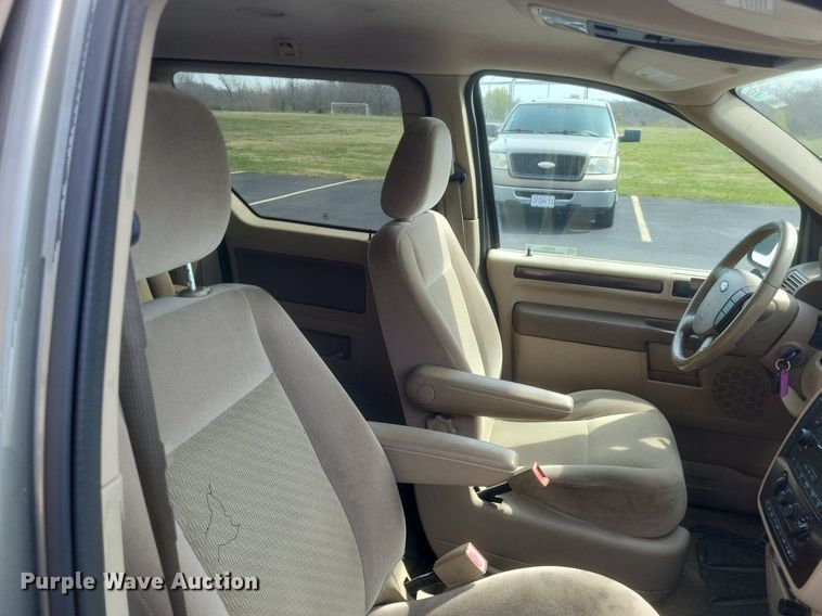 image for item EJ7843 2006 Ford Freestar SEL van