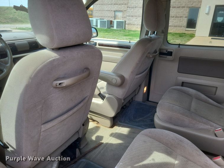 image for item EJ7843 2006 Ford Freestar SEL van