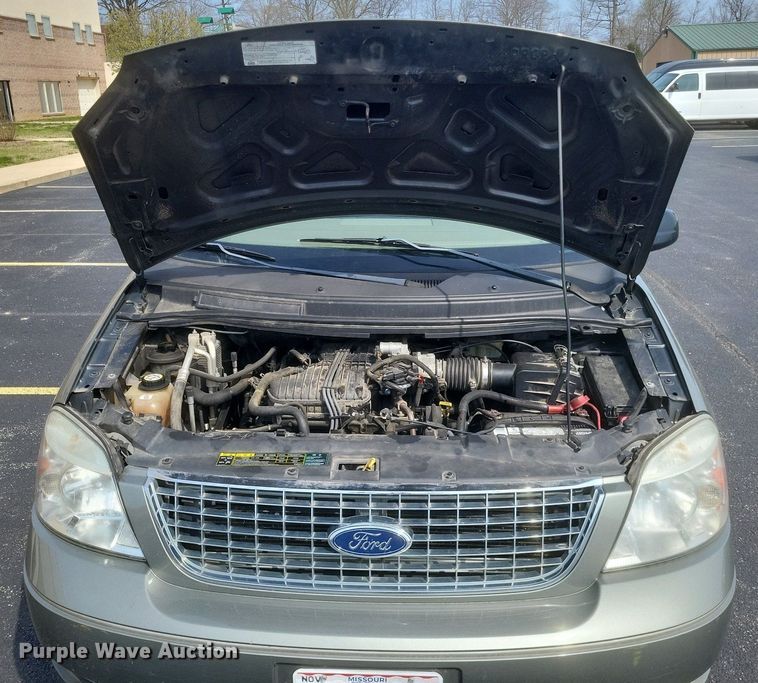 image for item EJ7843 2006 Ford Freestar SEL van