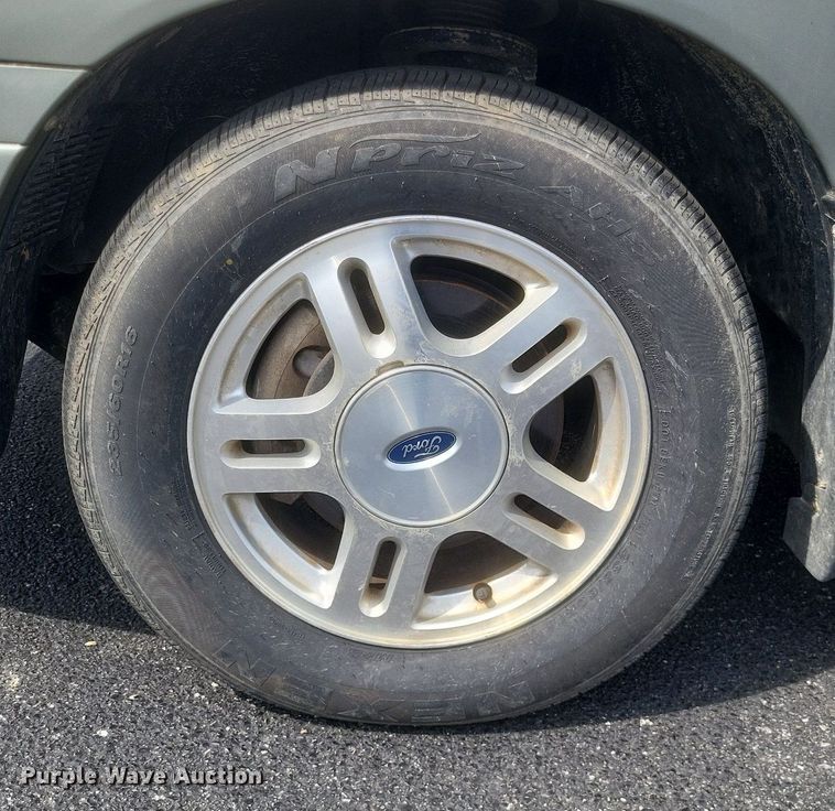 image for item EJ7843 2006 Ford Freestar SEL van