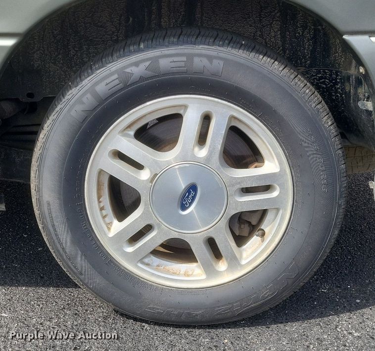 image for item EJ7843 2006 Ford Freestar SEL van