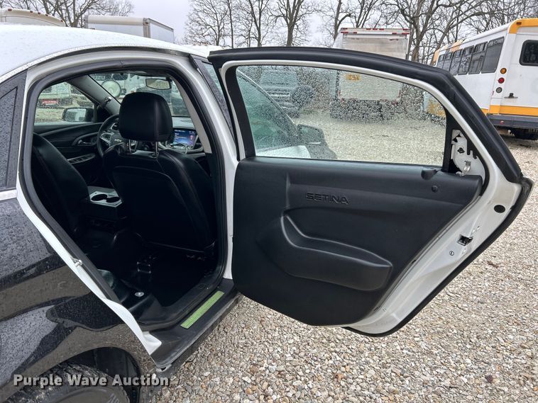 image for item EK4232 2014 Chevrolet Caprice Police 