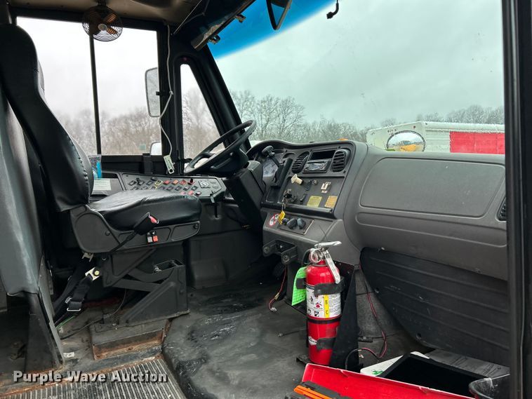 image for item EK4244 2012 Thomas Built school bus