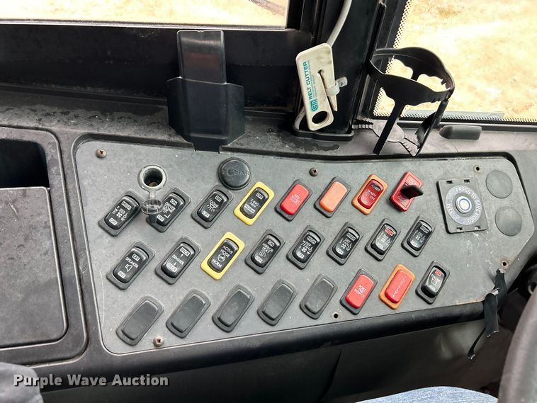 image for item EK4244 2012 Thomas Built school bus