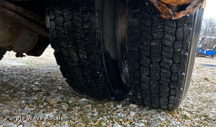 image for item EK4244 2012 Thomas Built school bus