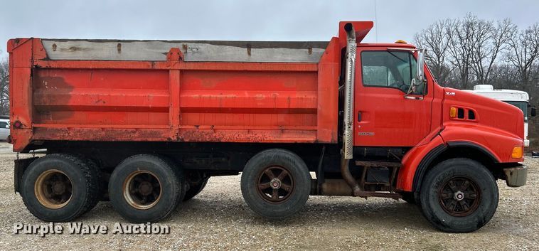image for item EK4245 1999 Sterling  L9513 dump truck