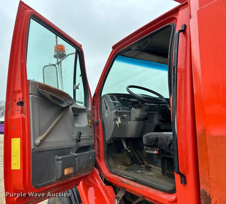 image for item EK4245 1999 Sterling  L9513 dump truck