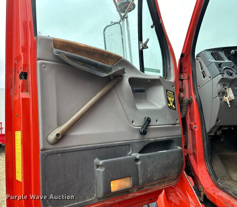 image for item EK4245 1999 Sterling  L9513 dump truck