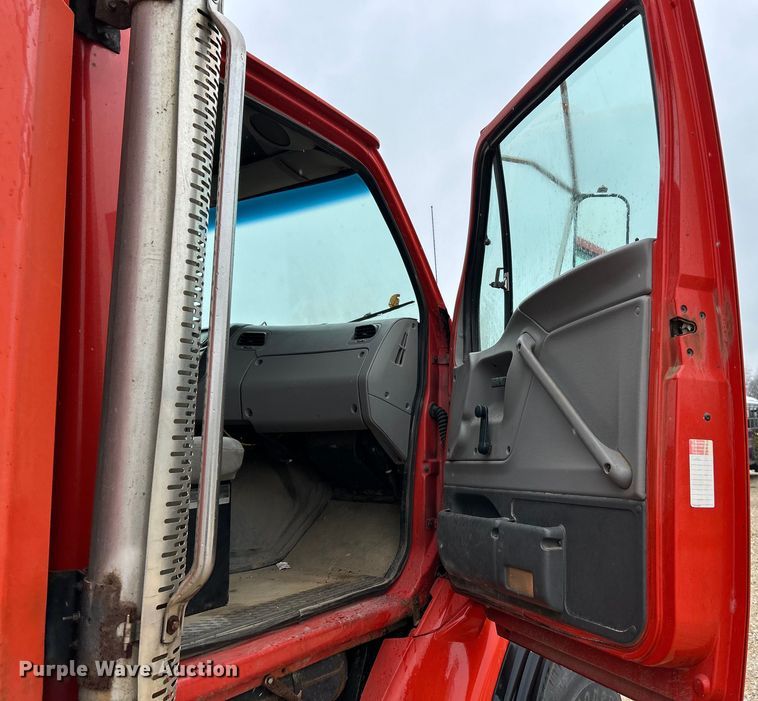 image for item EK4245 1999 Sterling  L9513 dump truck