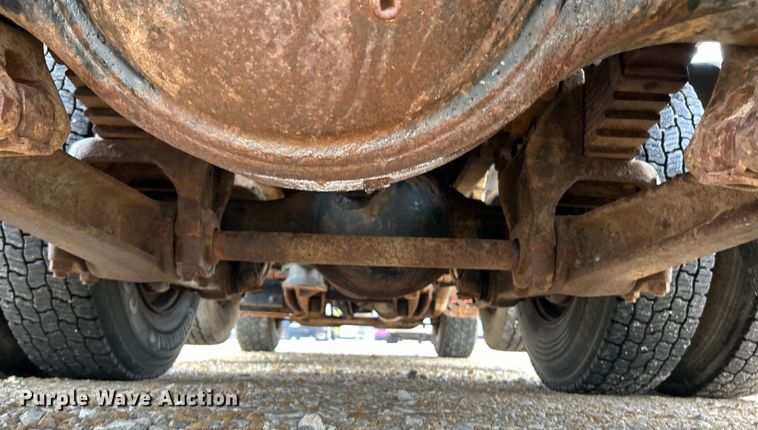 image for item EK4245 1999 Sterling  L9513 dump truck