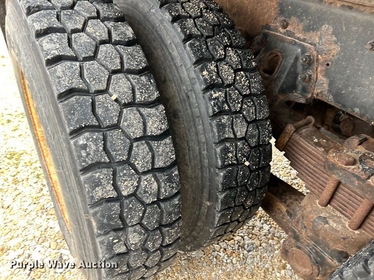 image for item EK4245 1999 Sterling  L9513 dump truck