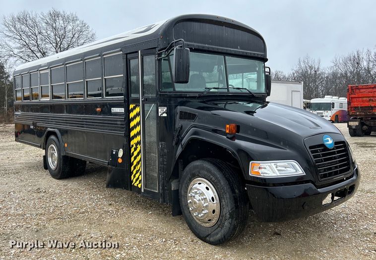 image for item EK4247 2015 Blue Bird Vision school bus