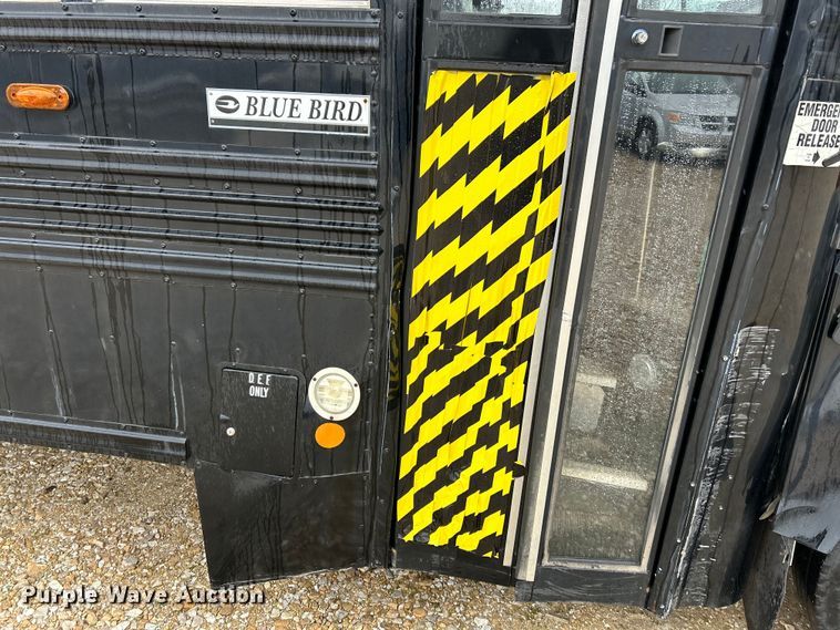 image for item EK4247 2015 Blue Bird Vision school bus