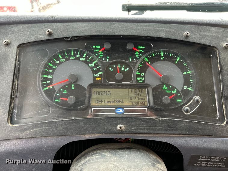 image for item EK4247 2015 Blue Bird Vision school bus