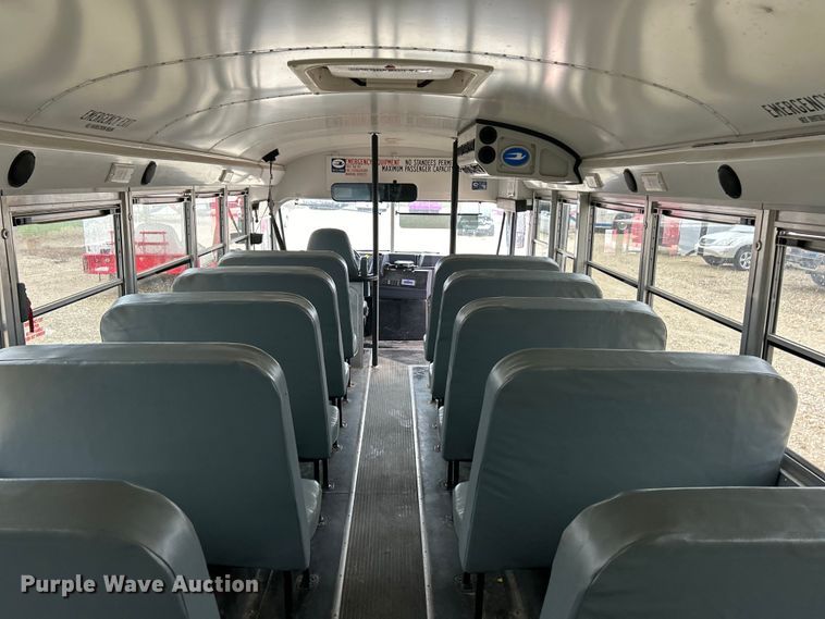 image for item EK4247 2015 Blue Bird Vision school bus