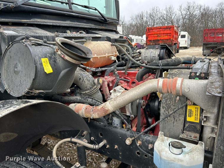 image for item EK4247 2015 Blue Bird Vision school bus