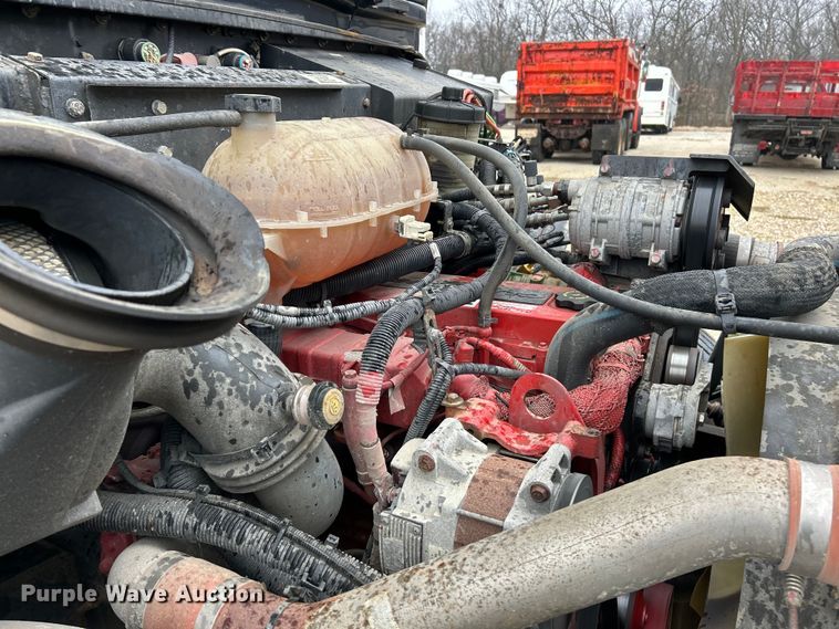 image for item EK4247 2015 Blue Bird Vision school bus