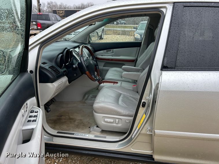 image for item EK4249 2004 Lexus RX 330 SUV