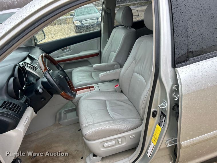 image for item EK4249 2004 Lexus RX 330 SUV