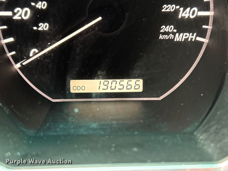 image for item EK4249 2004 Lexus RX 330 SUV