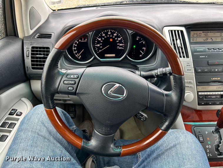 image for item EK4249 2004 Lexus RX 330 SUV