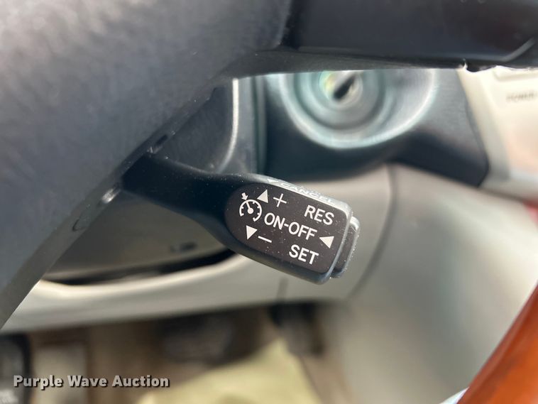 image for item EK4249 2004 Lexus RX 330 SUV