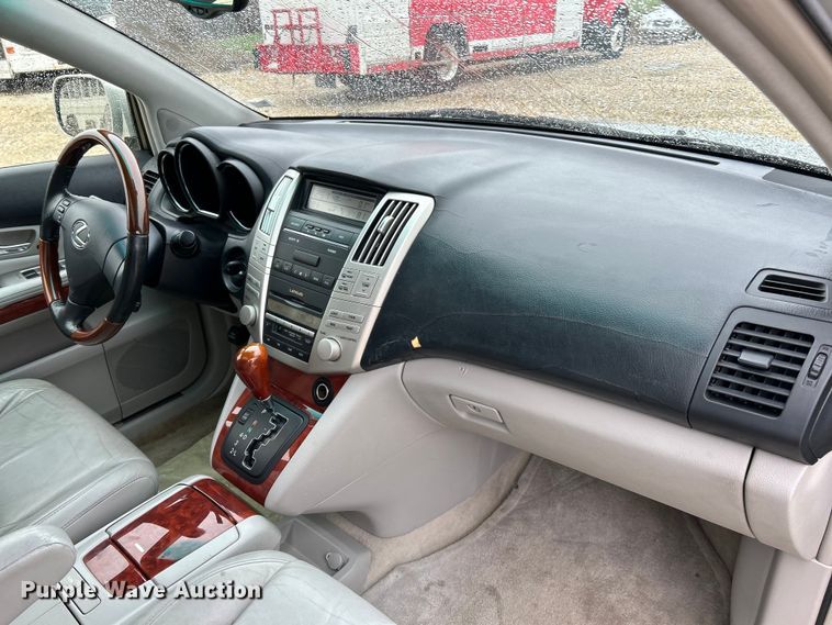 image for item EK4249 2004 Lexus RX 330 SUV