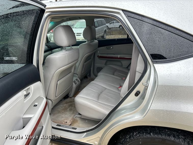 image for item EK4249 2004 Lexus RX 330 SUV