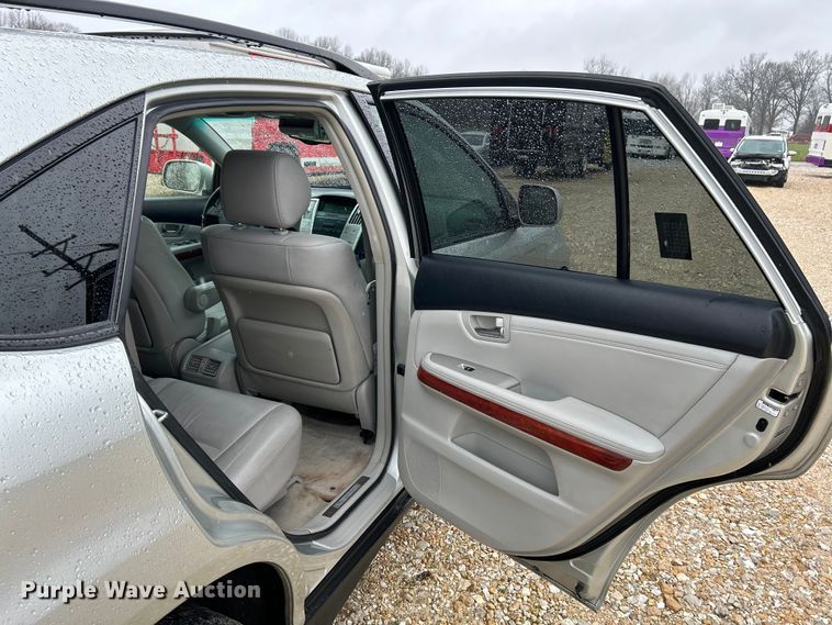 image for item EK4249 2004 Lexus RX 330 SUV