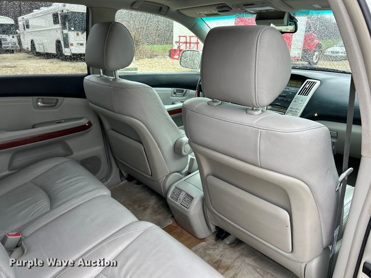 image for item EK4249 2004 Lexus RX 330 SUV