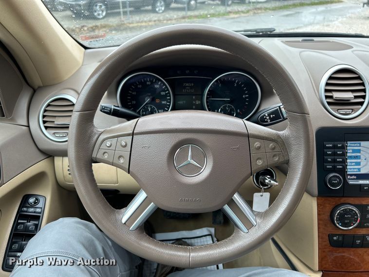 image for item EK4258 2007 Mercedes Benz ML 320 CDI SUV