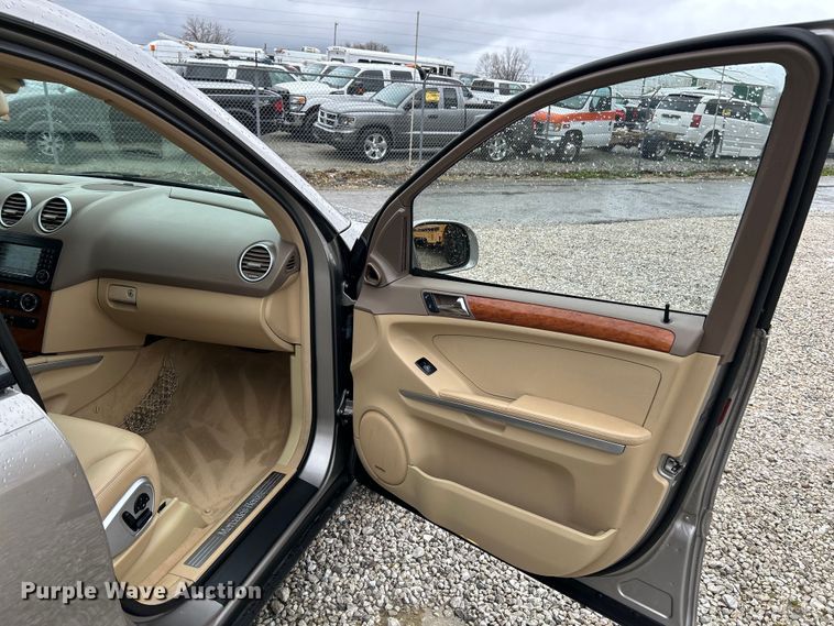 image for item EK4258 2007 Mercedes Benz ML 320 CDI SUV