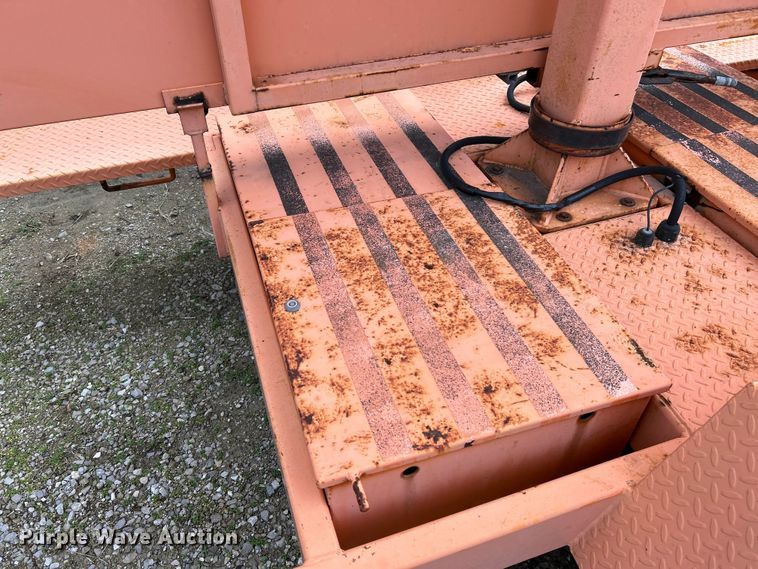 image for item EK4317 (2) Ver-Mac PCMS 1210 message board trailers