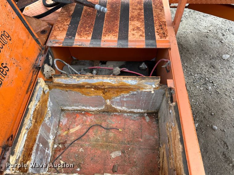 image for item EK4317 (2) Ver-Mac PCMS 1210 message board trailers