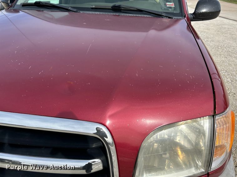 image for item EK4320 2000 Toyota Tundra SR5 Access Cab pickup truck