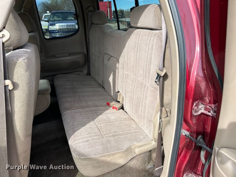 image for item EK4320 2000 Toyota Tundra SR5 Access Cab pickup truck