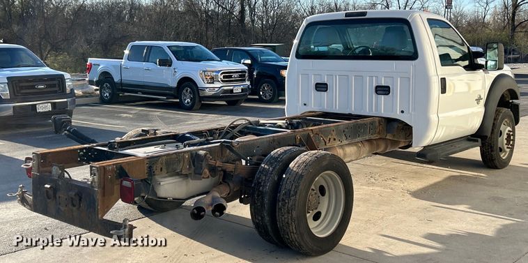 image for item EK4326 2015 Ford F550 Super Duty XL truck cab and chassis