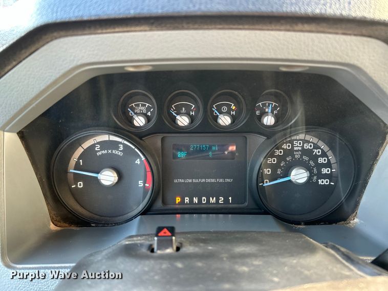 image for item EK4326 2015 Ford F550 Super Duty XL truck cab and chassis