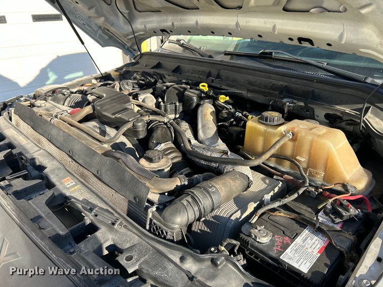 image for item EK4326 2015 Ford F550 Super Duty XL truck cab and chassis