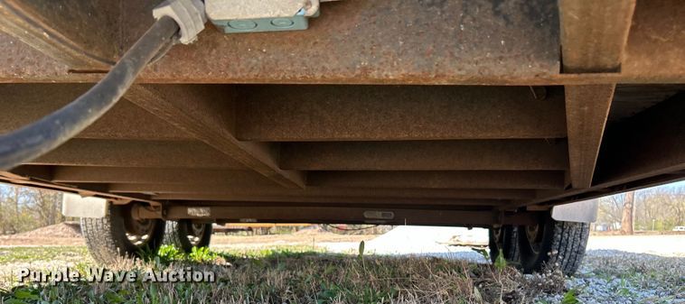 image for item EK4335 2001 Haulmark KLS7X16WT2 enclosed cargo trailer